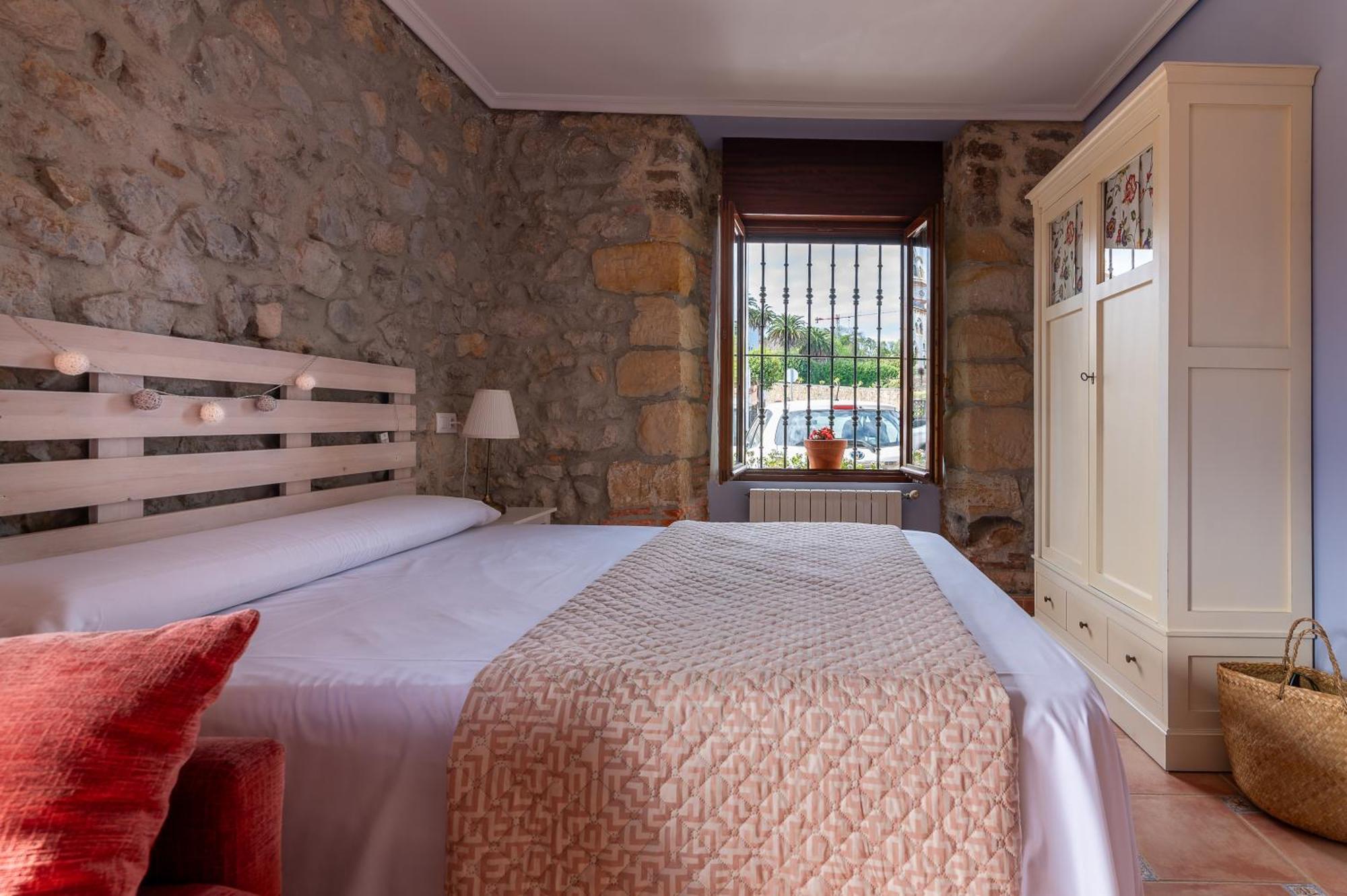 Apartamentos El Cruce De Moraton Cóbreces Exteriér fotografie